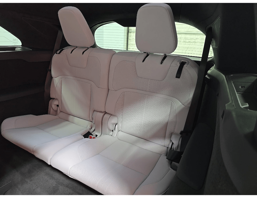 2026 Lucid Gravity Grand Touring Ventilated Massage Seats 3rd Row Seating Portland OR