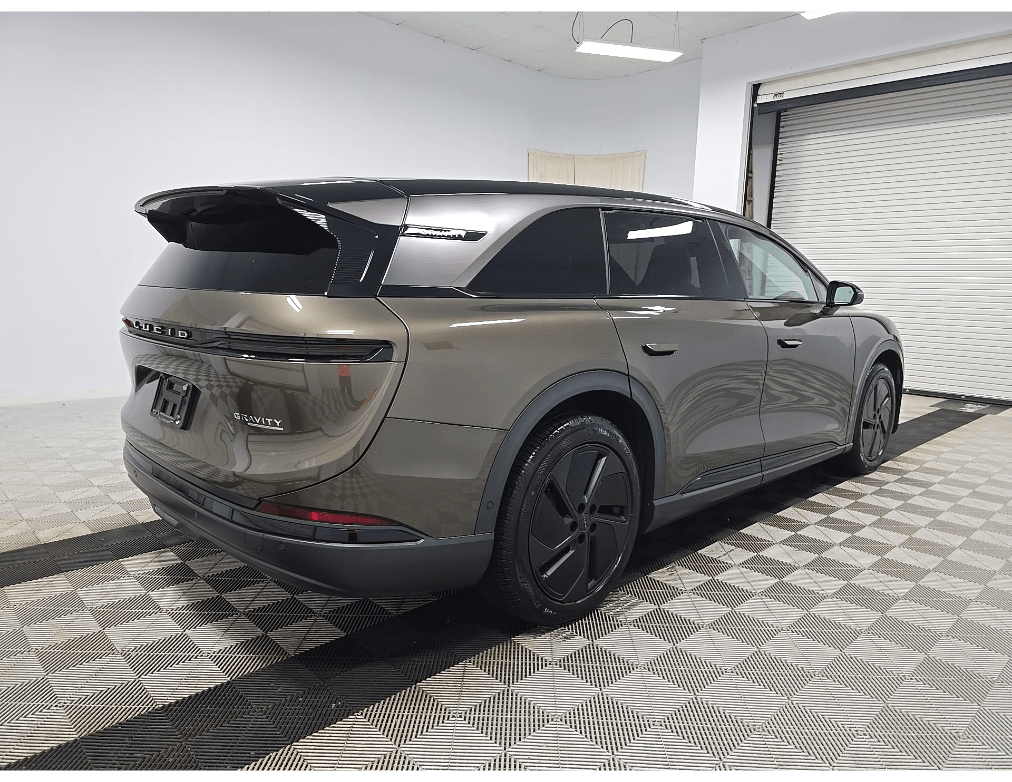 2026 Lucid Gravity Grand Touring Ventilated Massage Seats 3rd Row Seating Portland OR
