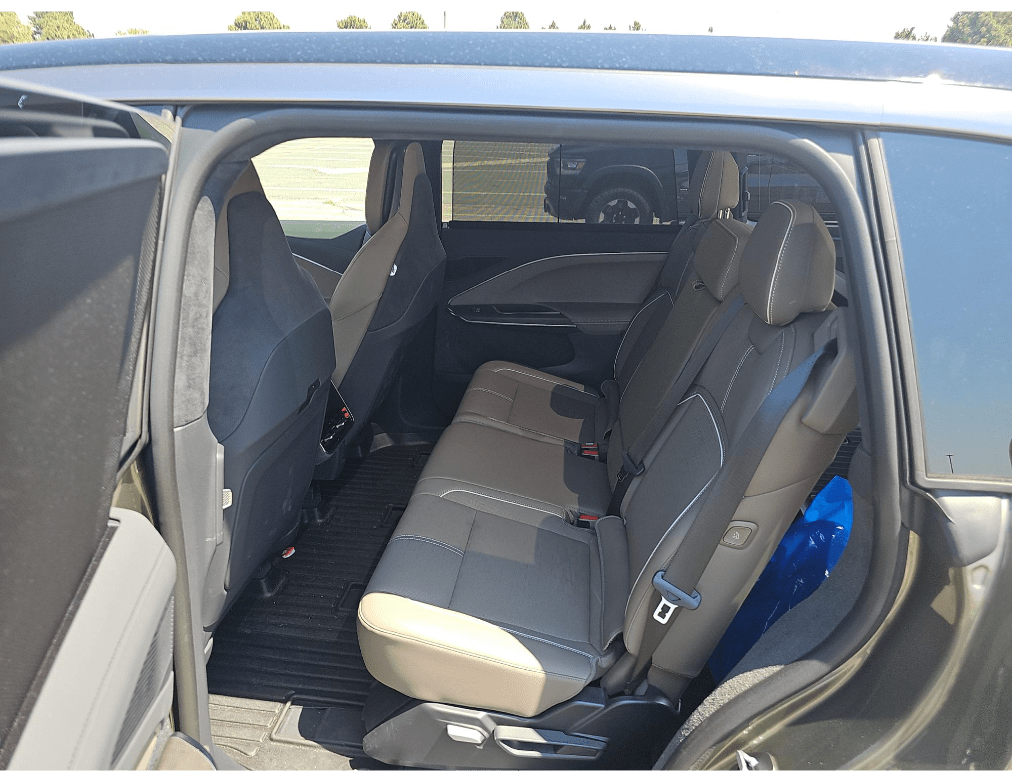 2026 Lucid Gravity Touring 3rd Row Seats Aether Stealth Wheels Portland OR