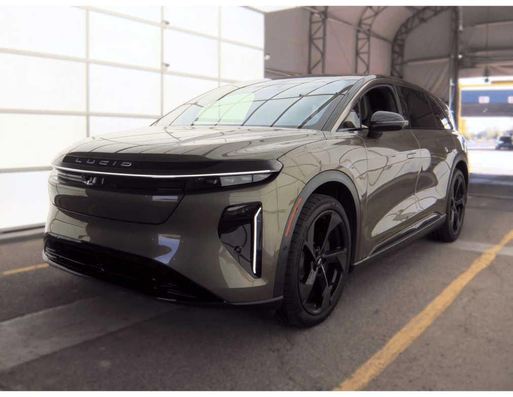 2026 Lucid Gravity Touring 3rd Row Seats Aether Stealth Wheels Portland OR