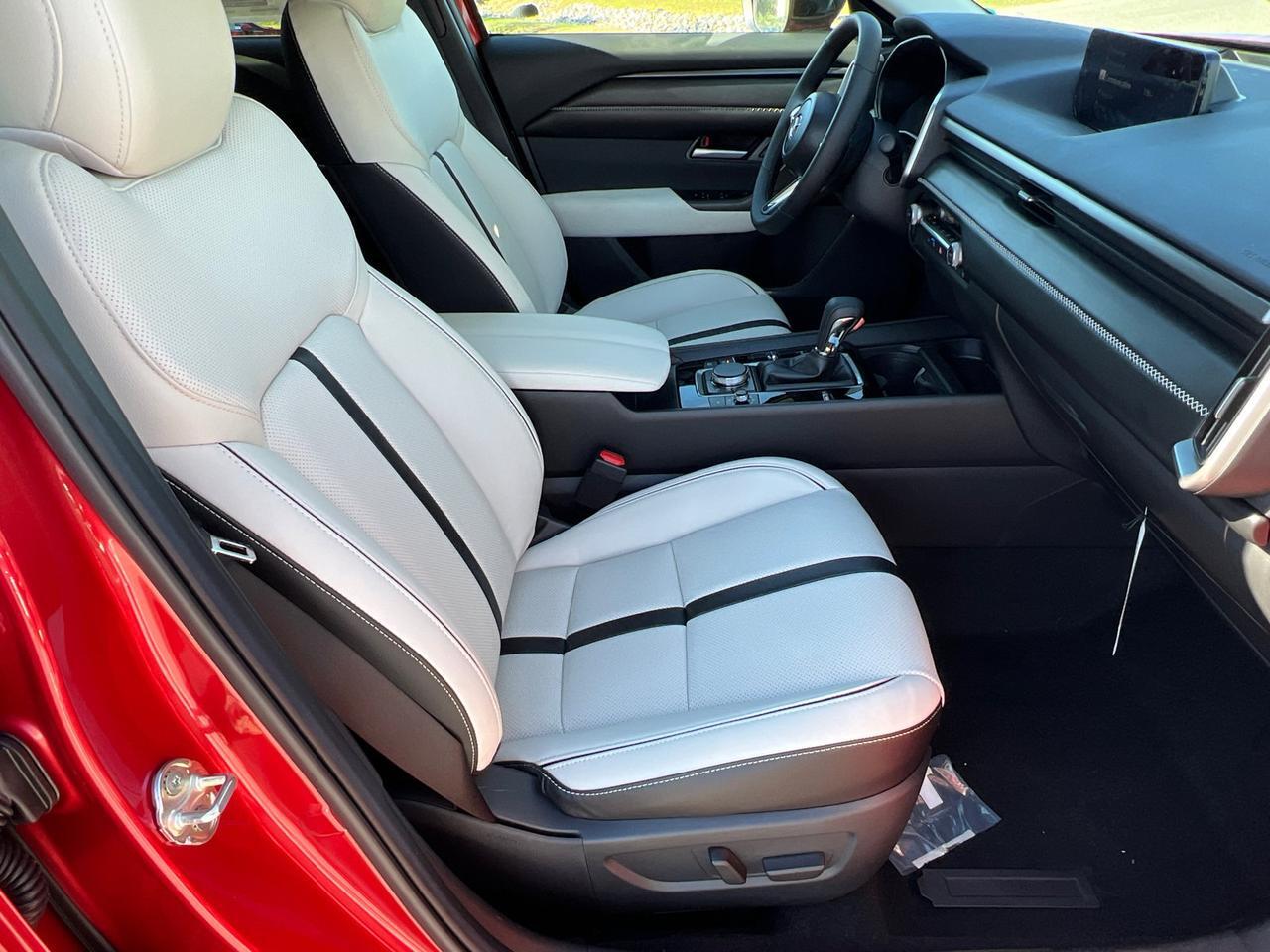 2026 MAZDA CX-50 2.5 S Premium Hagerstown MD