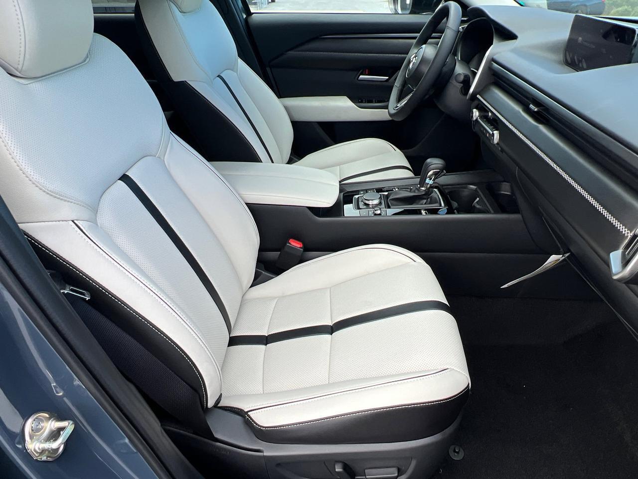 2026 MAZDA CX-50 2.5 S Premium Hagerstown MD