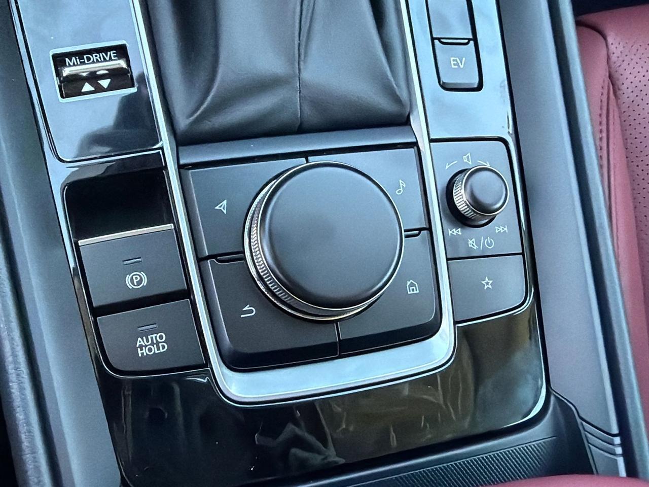 2026 MAZDA CX-50 Hybrid Premium Hagerstown MD