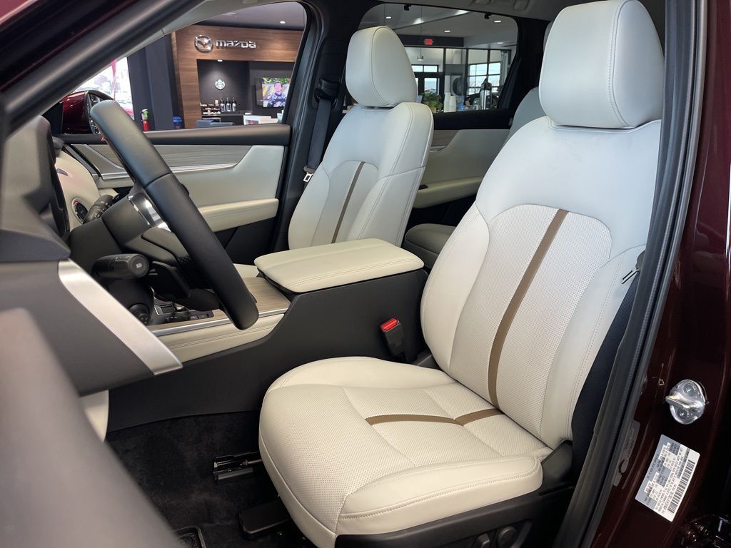 2026 MAZDA CX-90 PHEV Premium Plus Oshkosh WI 2026 MAZDA CX-90 PHEV Premium Plus Oshkosh WI