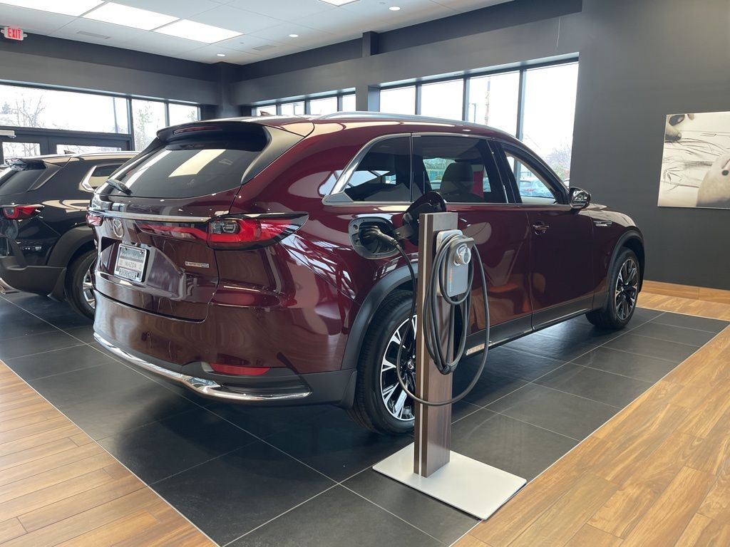 2026 MAZDA CX-90 PHEV Premium Plus Oshkosh WI 2026 MAZDA CX-90 PHEV Premium Plus Oshkosh WI