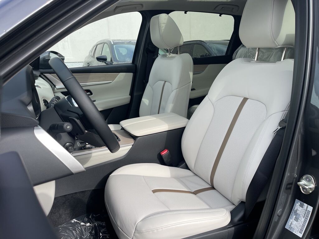 2026 MAZDA CX-90 PHEV Premium Plus Oshkosh WI 2026 MAZDA CX-90 PHEV Premium Plus Oshkosh WI