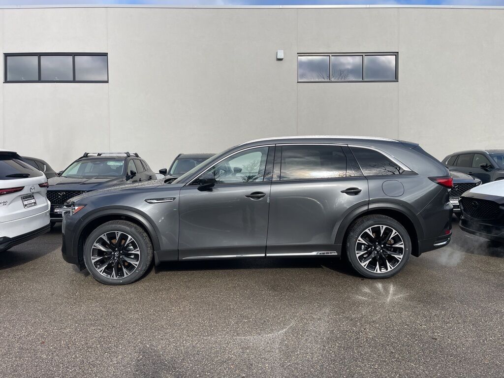 2026 MAZDA CX-90 PHEV Premium Plus Oshkosh WI 2026 MAZDA CX-90 PHEV Premium Plus Oshkosh WI