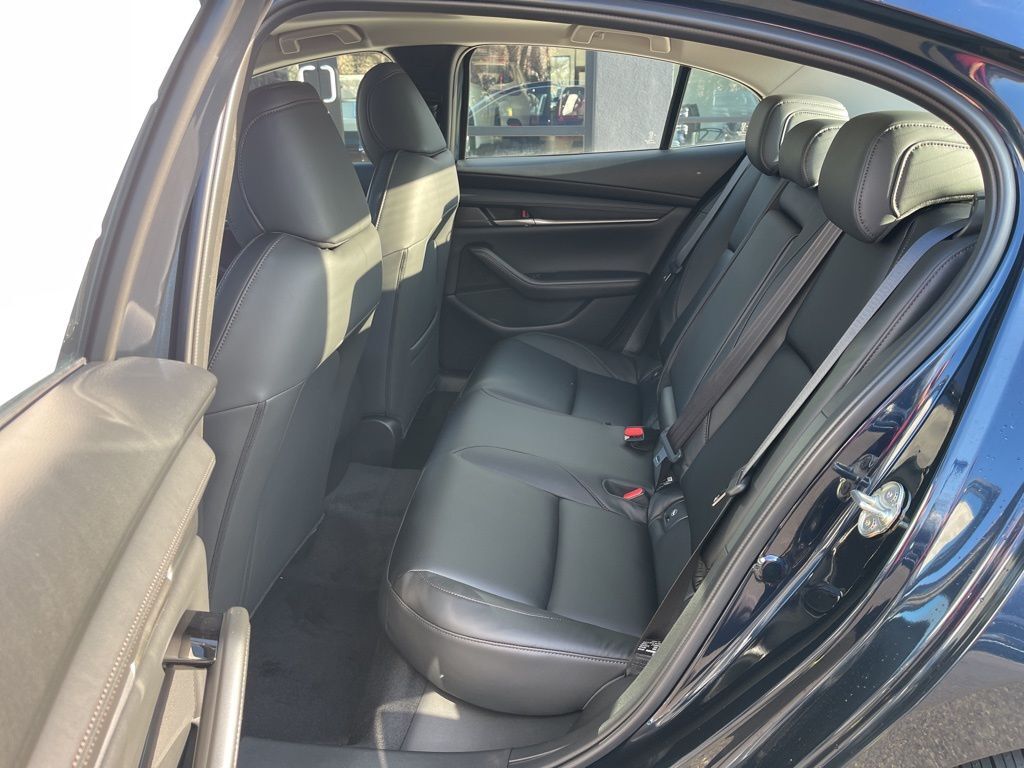 2026 MAZDA Mazda3 2.5 S Preferred Oshkosh WI 2026 MAZDA Mazda3 2.5 S Preferred Oshkosh WI