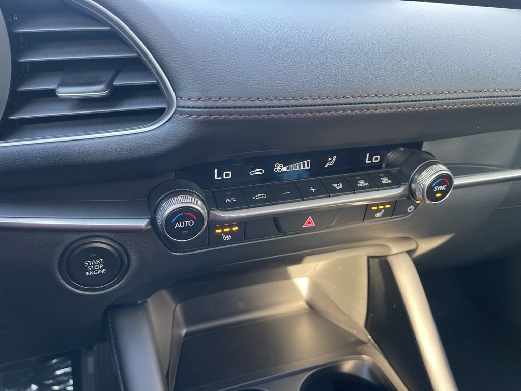 2026 MAZDA Mazda3 2.5 S Preferred Oshkosh WI 2026 MAZDA Mazda3 2.5 S Preferred Oshkosh WI