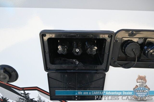 2026 MODERN BUGGY BIG BUGGY CB17 / Suburban Furnace / 13.5k BTU Rooftop AC / Stainless Steel Sink & Dual Burner Stove / 24 Inch Flat screen / Power Exterior Awning / 14 Inch Ground Clearance / All Terrain Tires / Tow Pkg / 3073lbs UVW Anchorage AK