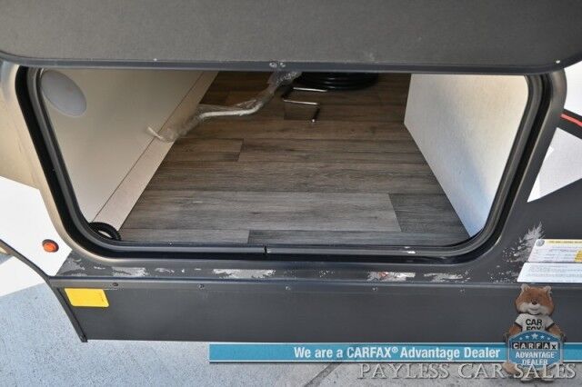 2026 MODERN BUGGY BIG BUGGY CB17 / Suburban Furnace / 13.5k BTU Rooftop AC / Stainless Steel Sink & Dual Burner Stove / 24 Inch Flat screen / Power Exterior Awning / 14 Inch Ground Clearance / All Terrain Tires / Tow Pkg / 3073lbs UVW Anchorage AK