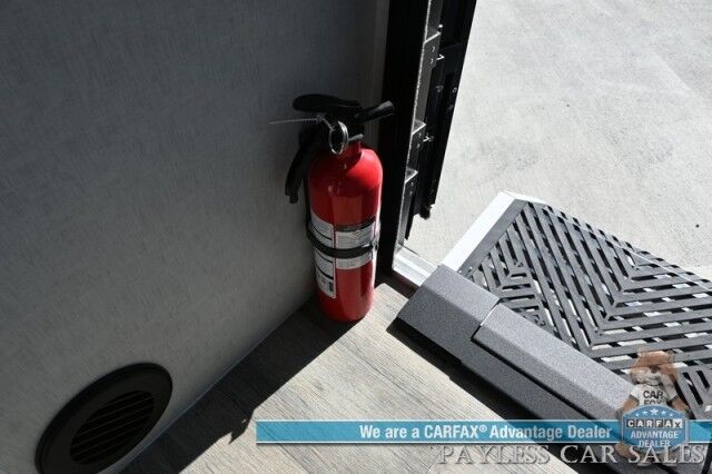 2026 MODERN BUGGY BIG BUGGY CB17 / Suburban Furnace / 13.5k BTU Rooftop AC / Stainless Steel Sink & Dual Burner Stove / 24 Inch Flat screen / Power Exterior Awning / 14 Inch Ground Clearance / All Terrain Tires / Tow Pkg / 3073lbs UVW Anchorage AK