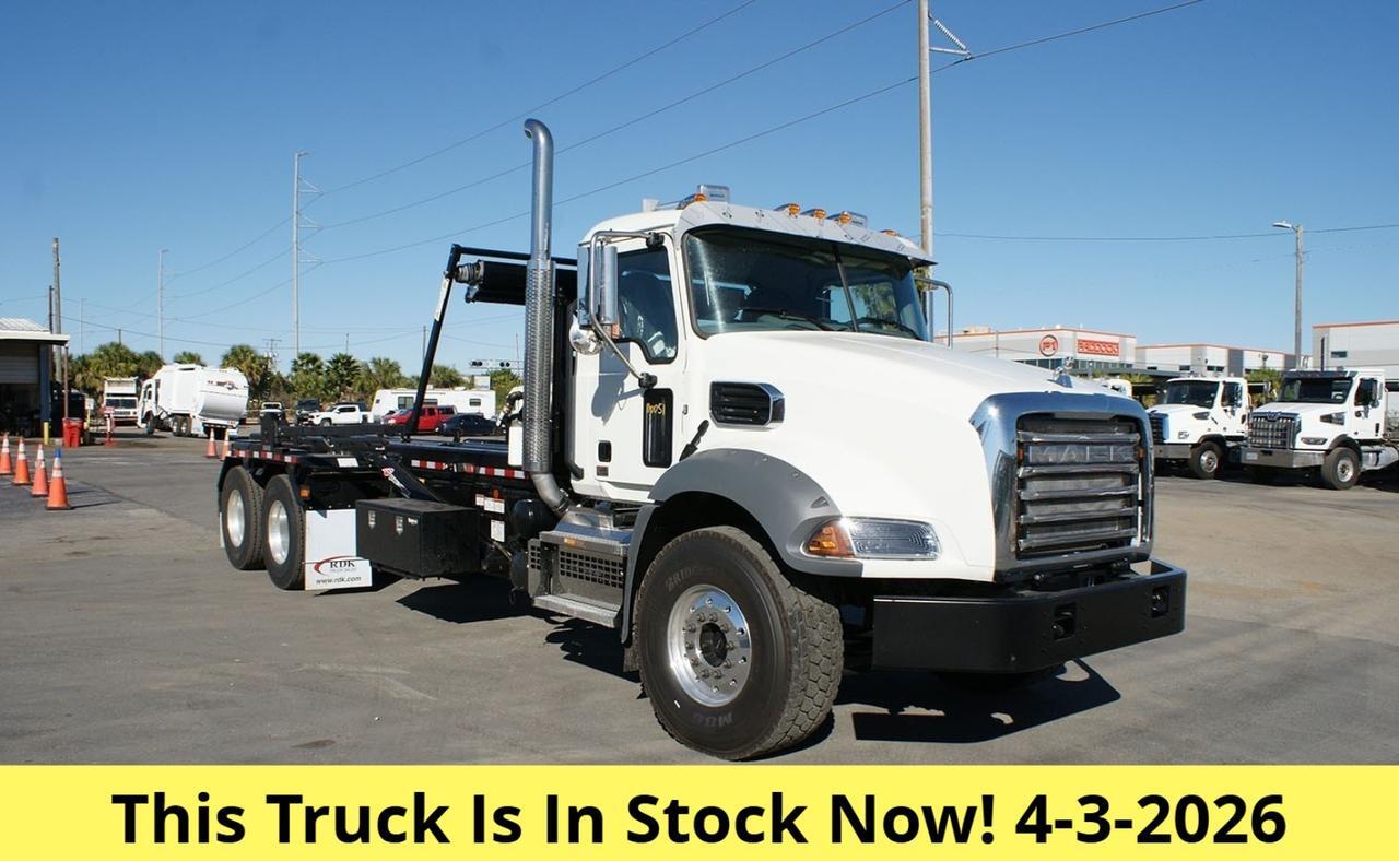 2026 Mack GR64B 60,000 lb. Pac-Mac Roll-off Hoist