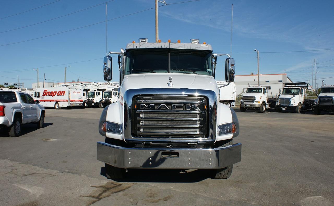 2026 Mack Granite 60,000 lb Pac Mac Roll Off Truck