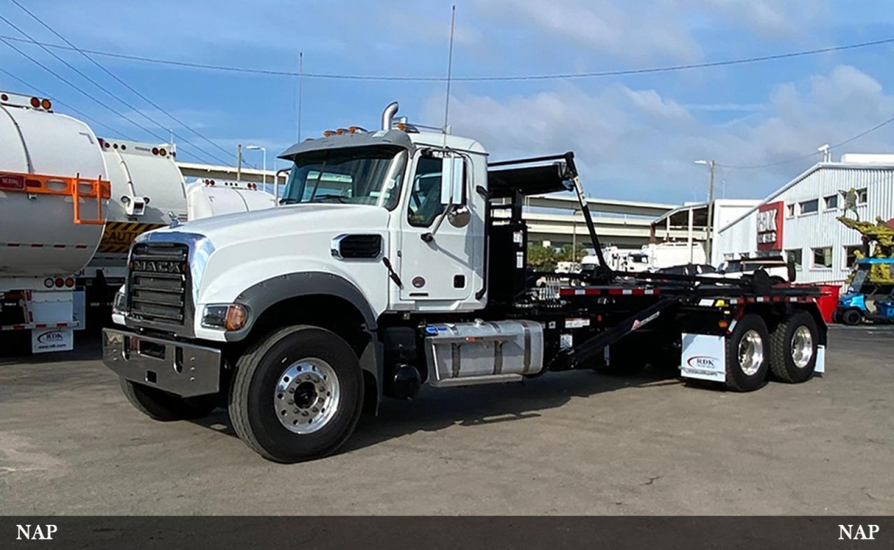 2026 Mack Granite 60,000 lb. Pac-Mac Roll-off Hoist Tampa FL