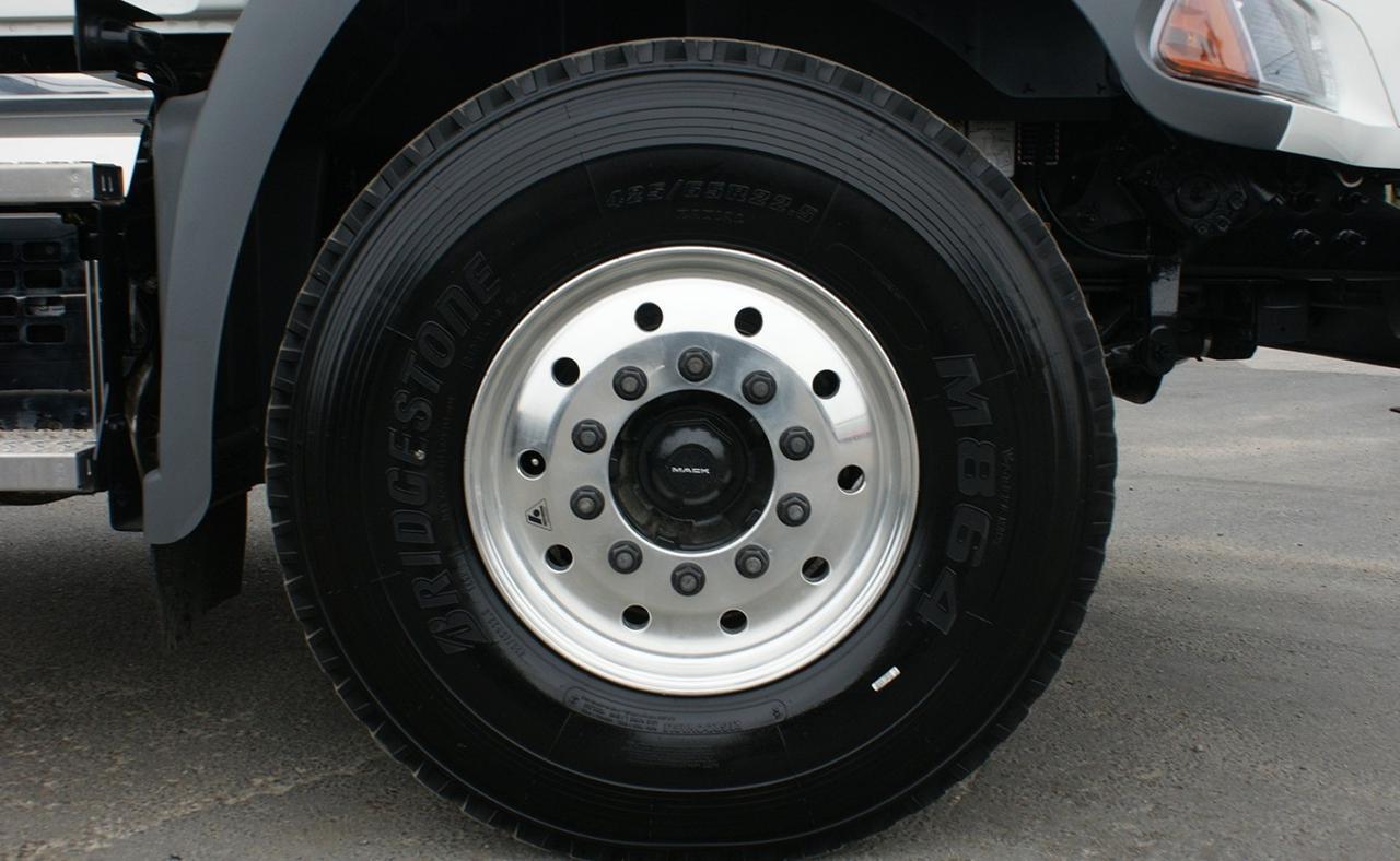 2026 Mack Granite 60,000 lb. Pac-Mac Roll-off Hoist Tampa FL