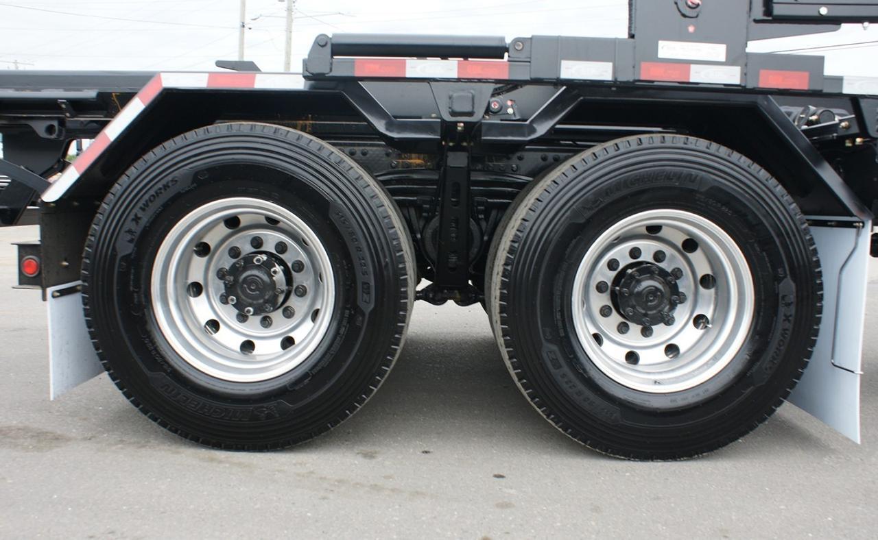 2026 Mack Granite 60,000 lb. Pac-Mac Roll-off Hoist Tampa FL