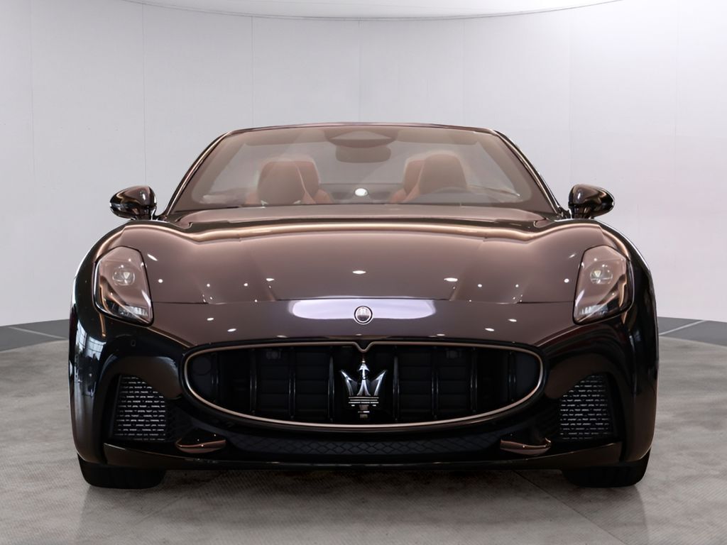 2026 Maserati GranCabrio Base