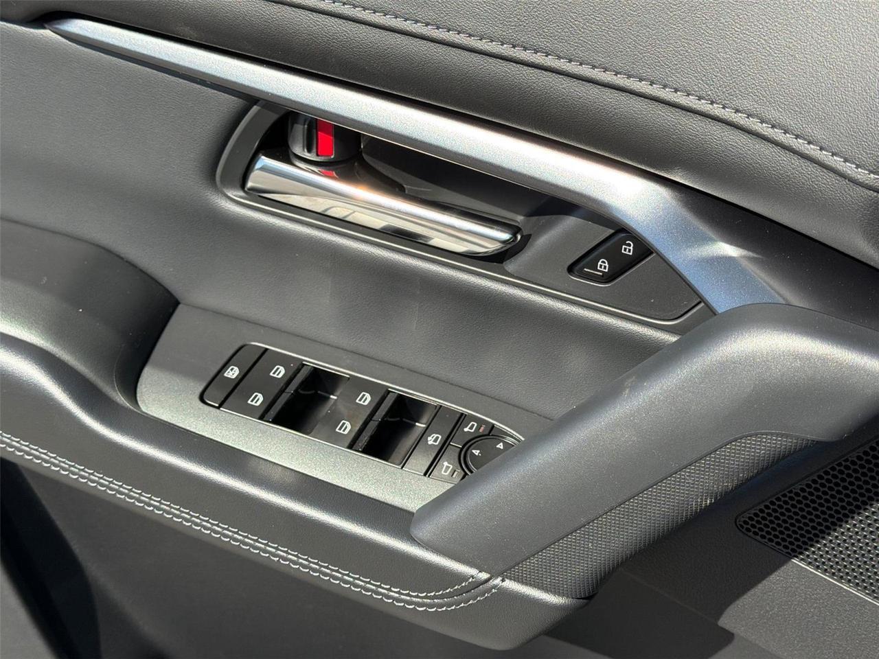 2026 Mazda CX-5 2.5 S Preferred Hagerstown MD