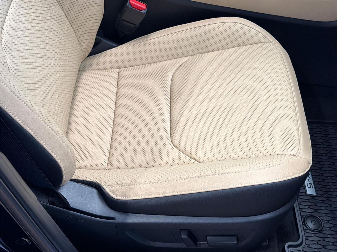 2026 Mazda CX-5 2.5 S Premium Hagerstown MD