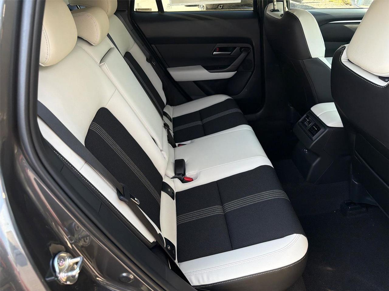 2026 Mazda CX-50 2.5 S Preferred Hagerstown MD