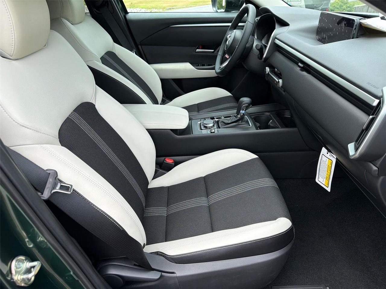2026 Mazda CX-50 2.5 S Preferred Hagerstown MD