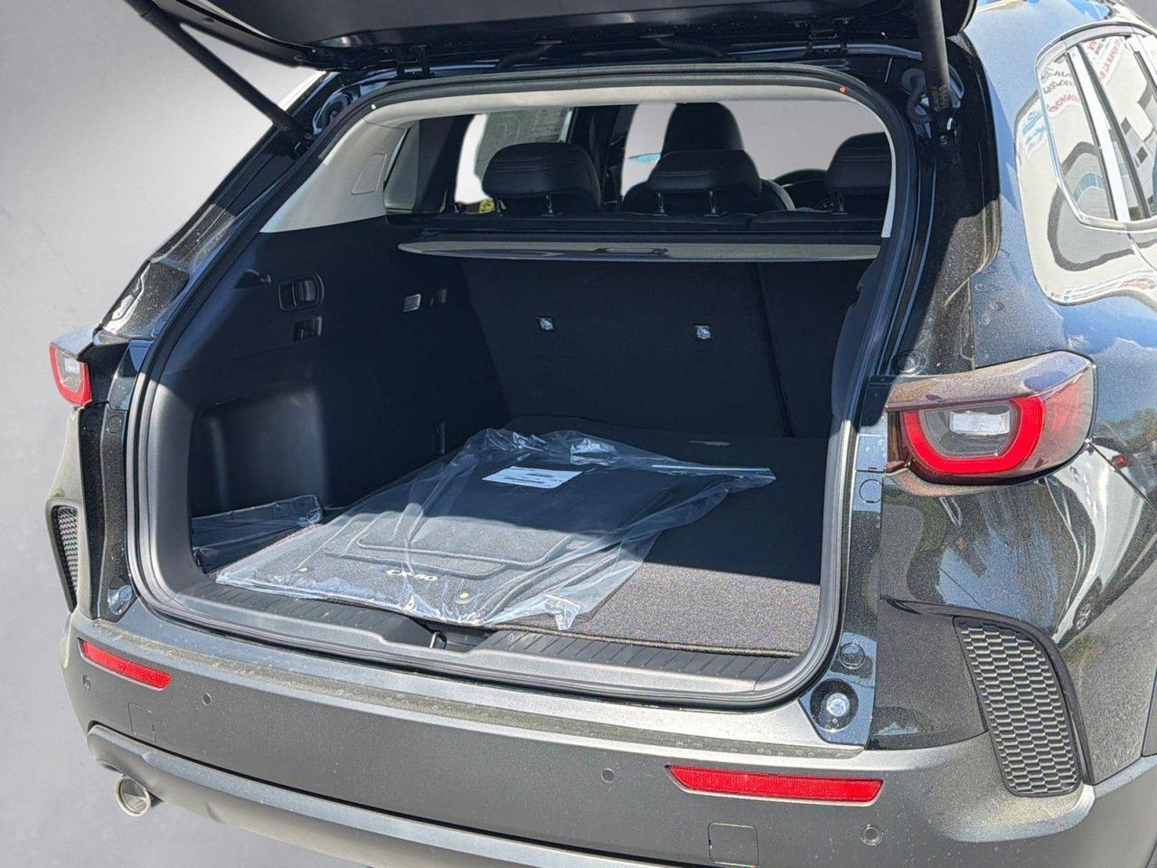 2026 Mazda CX-50 2.5 S Premium Hagerstown MD