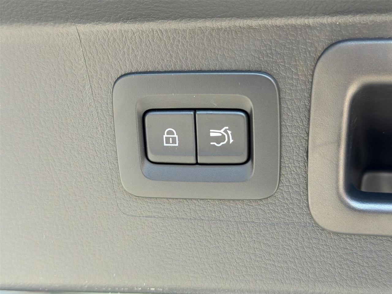 2026 Mazda CX-50 Hybrid Premium Plus Hagerstown MD