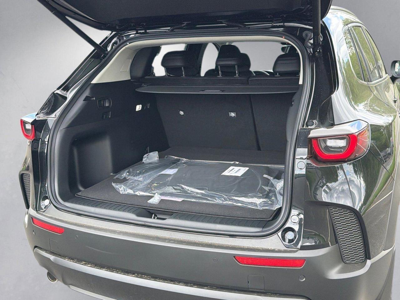 2026 Mazda CX-50 Hybrid Premium Plus Hagerstown MD