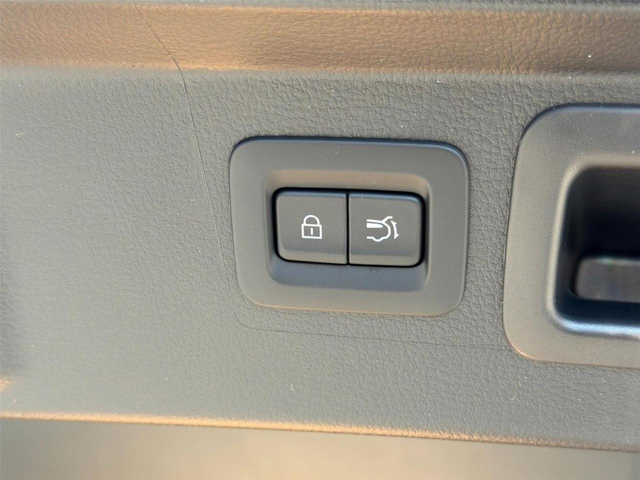 2026 Mazda CX-50 Hybrid Premium Hagerstown MD