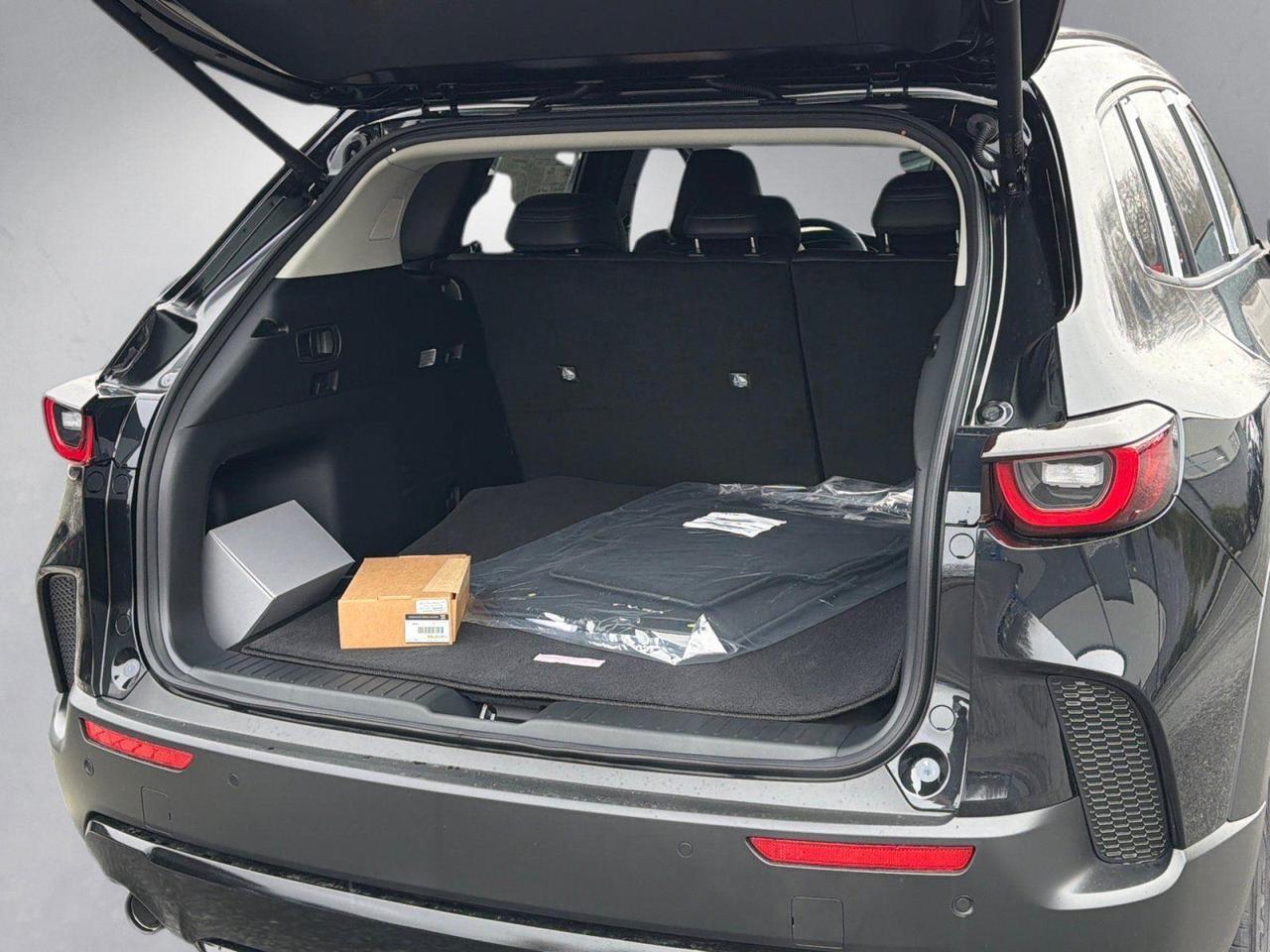 2026 Mazda CX-50 Hybrid Premium Hagerstown MD