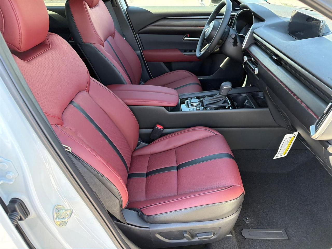 2026 Mazda CX-50 Hybrid Premium Hagerstown MD