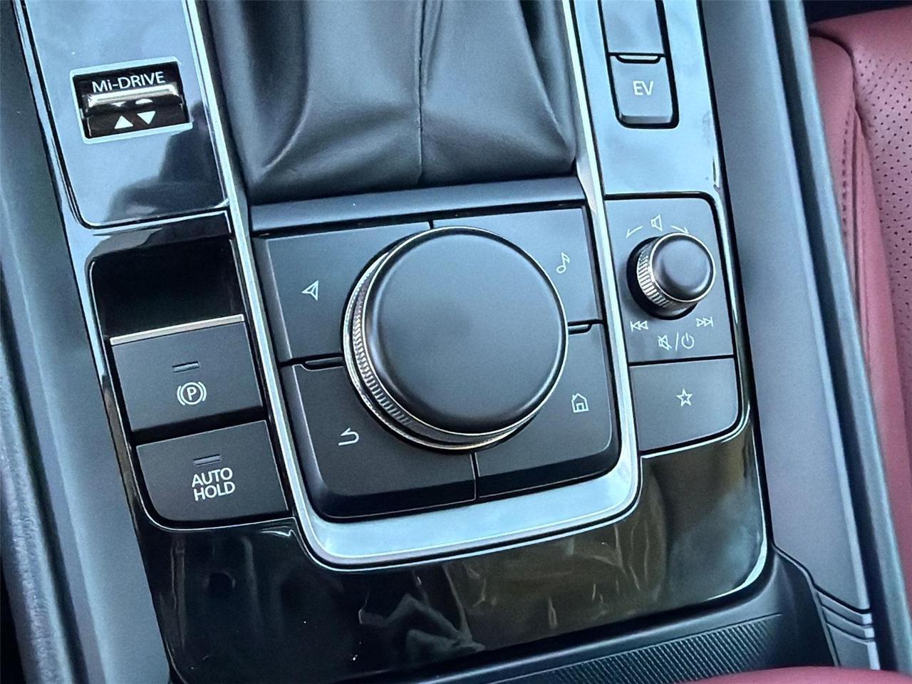 2026 Mazda CX-50 Hybrid Premium Hagerstown MD