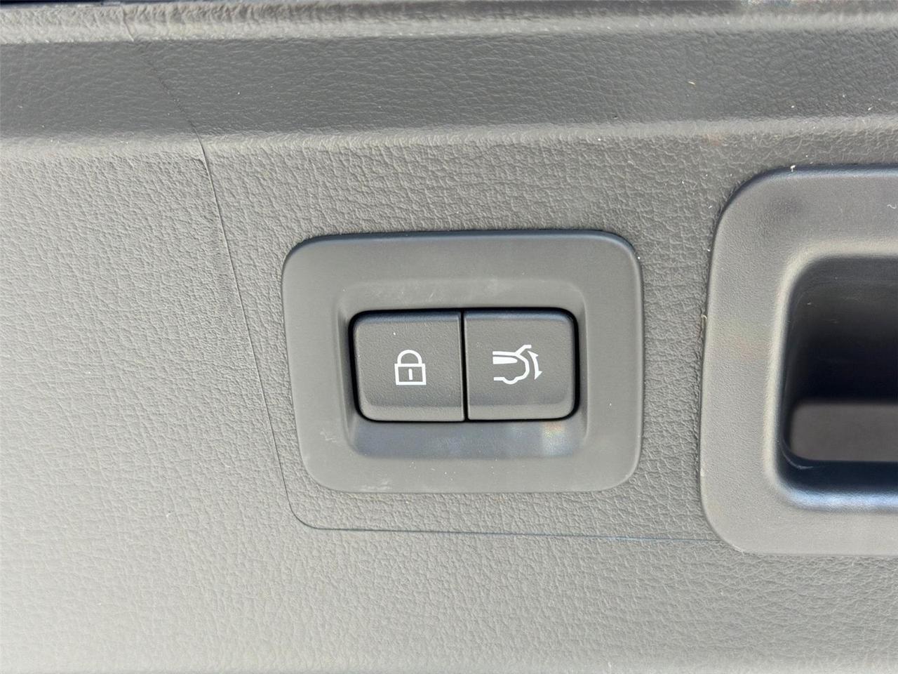 2026 Mazda CX-50 Hybrid Premium Hagerstown MD