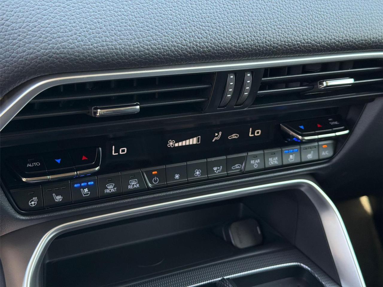 2026 Mazda CX-70 3.3 Turbo Premium Hagerstown MD