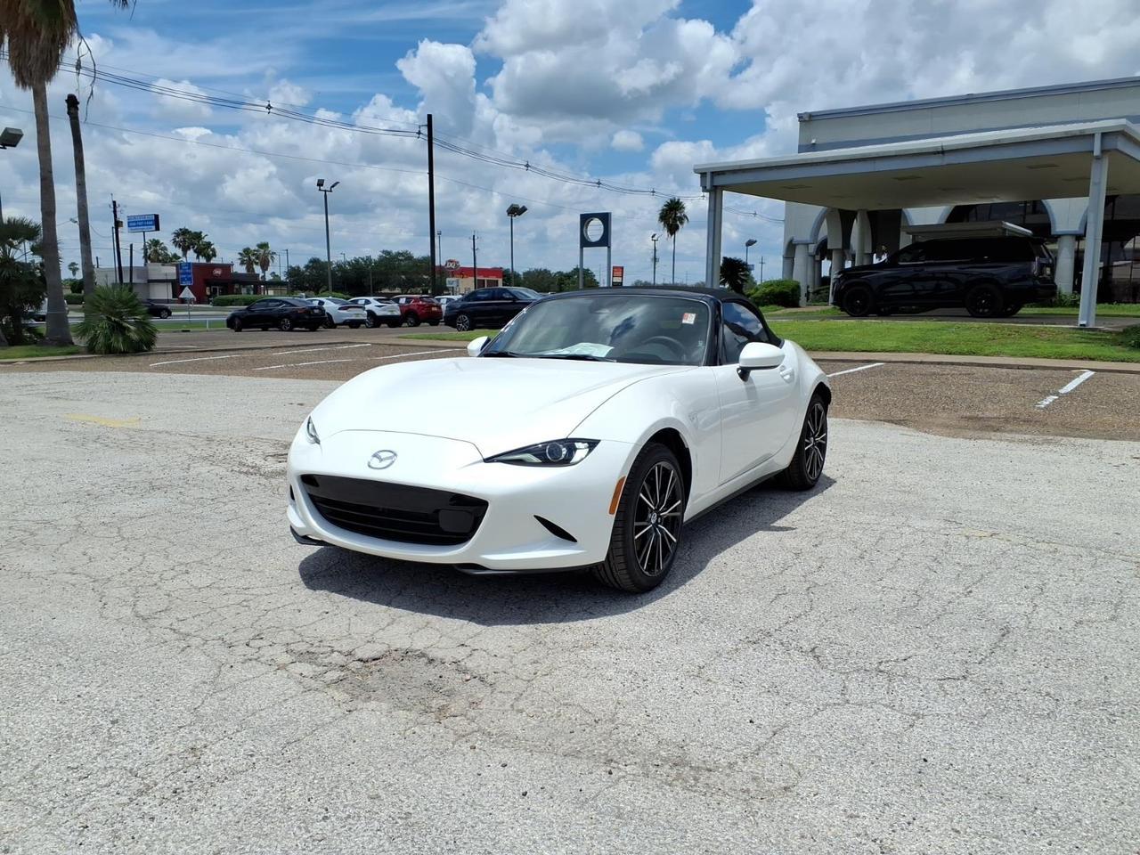 2026 Mazda MX-5 Miata Grand Touring