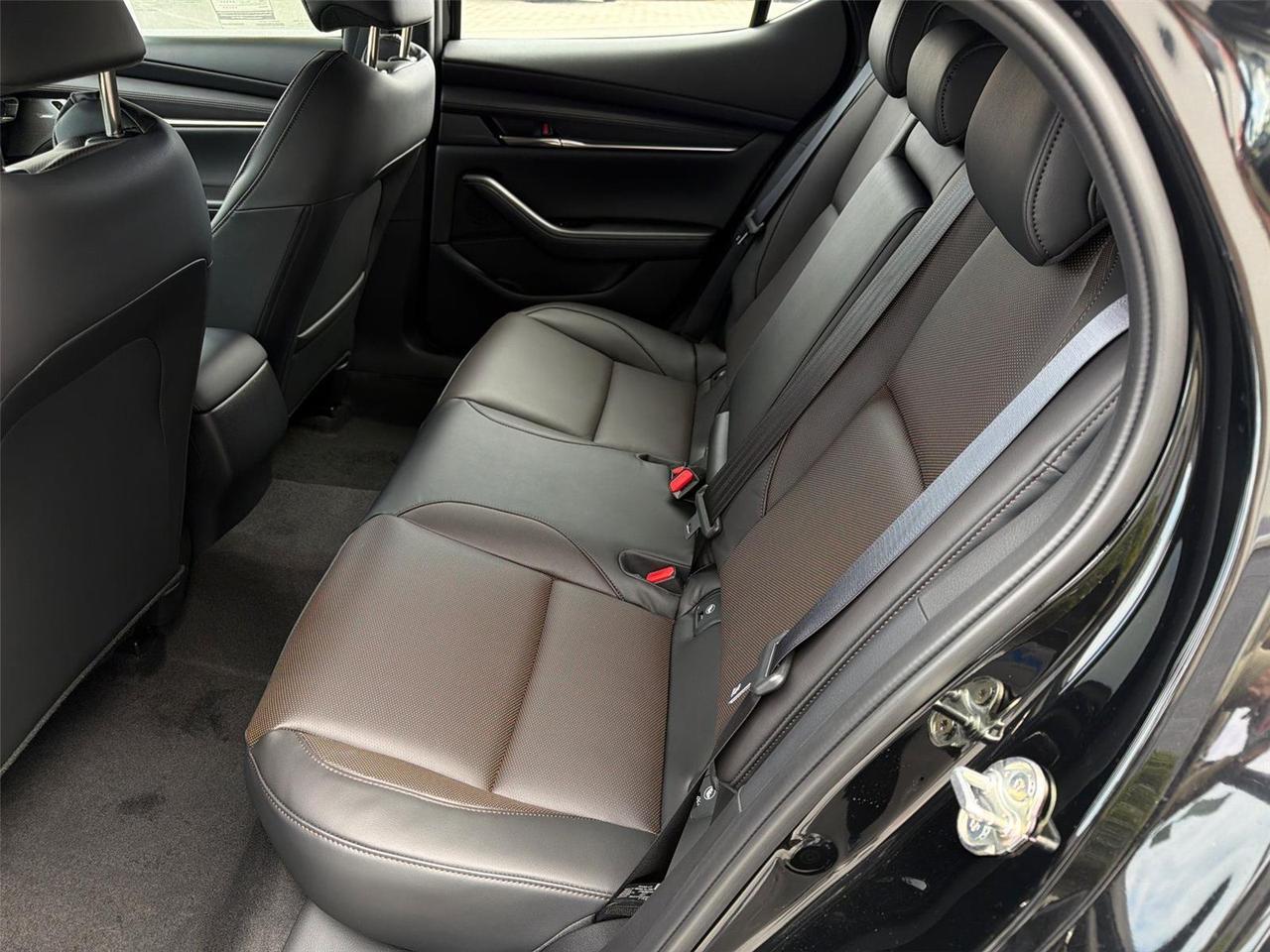 2026 Mazda Mazda3 Hatchback 2.5 Turbo Premium Plus Hagerstown MD