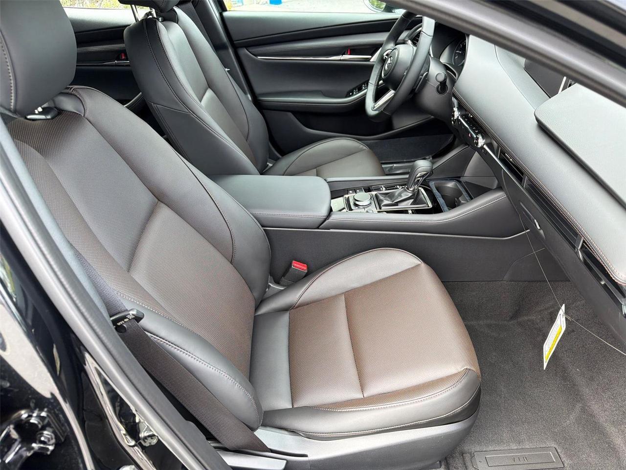 2026 Mazda Mazda3 Hatchback 2.5 Turbo Premium Plus Hagerstown MD