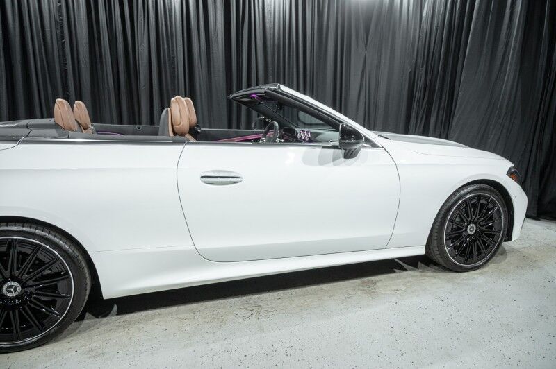 2026 Mercedes Benz CLE 300 4MATIC Cabriolet photo 4