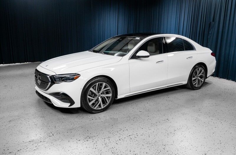 2026 Mercedes Benz E 350 Sedan photo 4