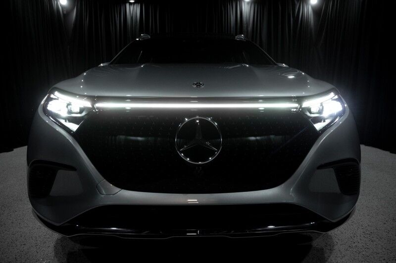 2026 Mercedes-Benz EQS 400 4MATIC&reg; SUV Peoria AZ