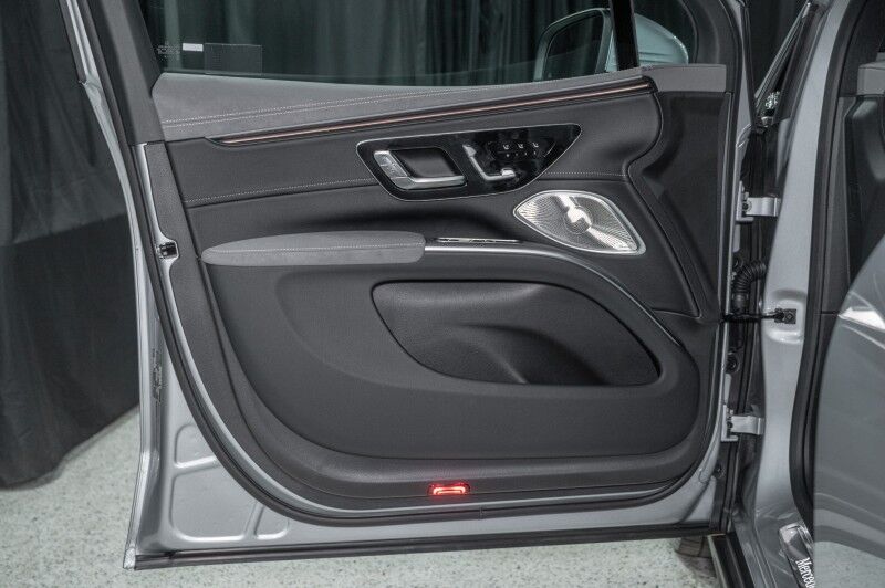 2026 Mercedes-Benz EQS 400 4MATIC&reg; SUV Peoria AZ