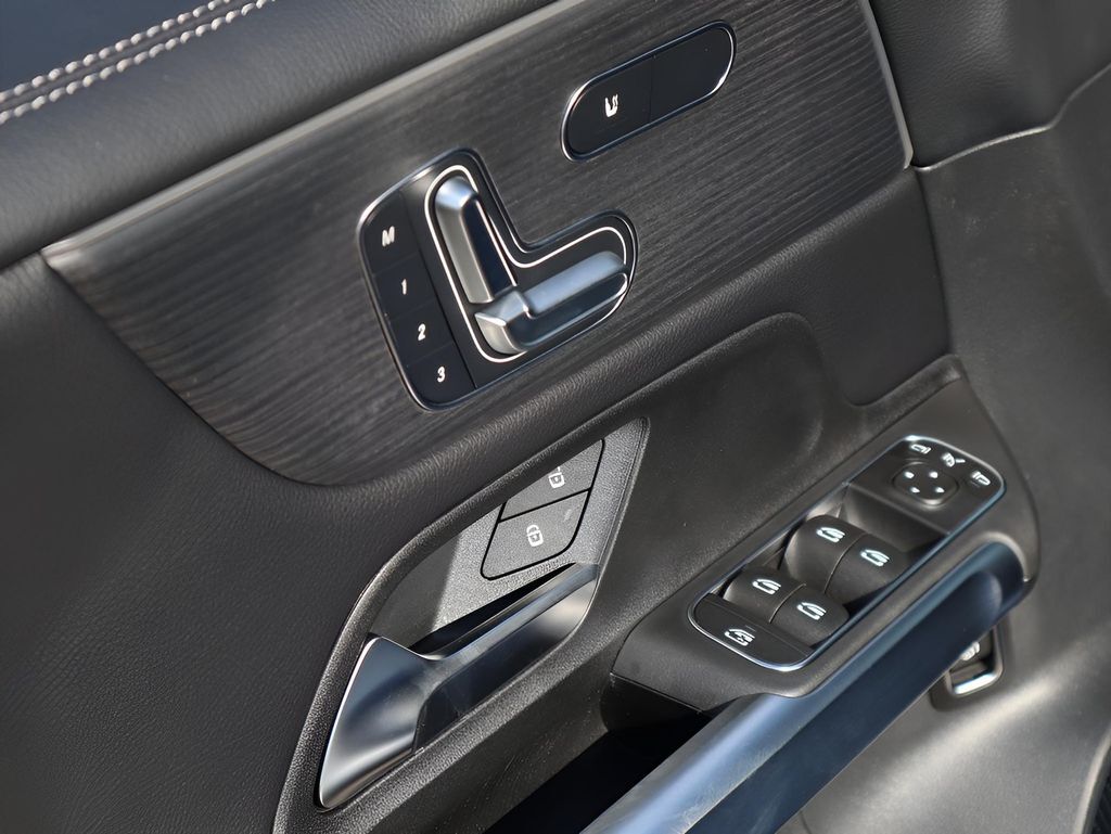 2026 Mercedes-Benz GLB San Clemente CA