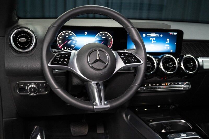2026 Mercedes-Benz GLB 250 4MATIC&reg; SUV Scottsdale AZ