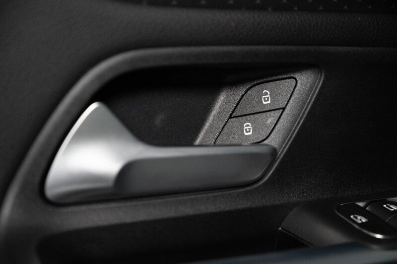 2026 Mercedes-Benz GLB 250 4MATIC&reg; SUV Scottsdale AZ