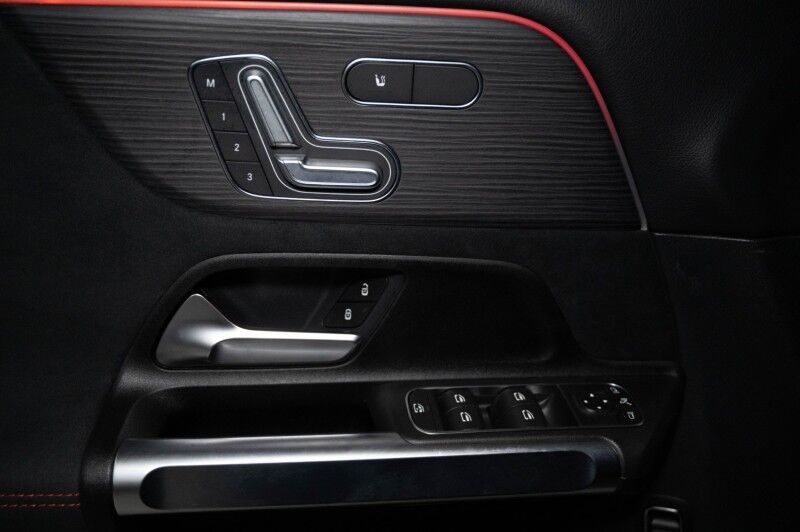 2026 Mercedes-Benz GLB 250 4MATIC&reg; SUV Scottsdale AZ