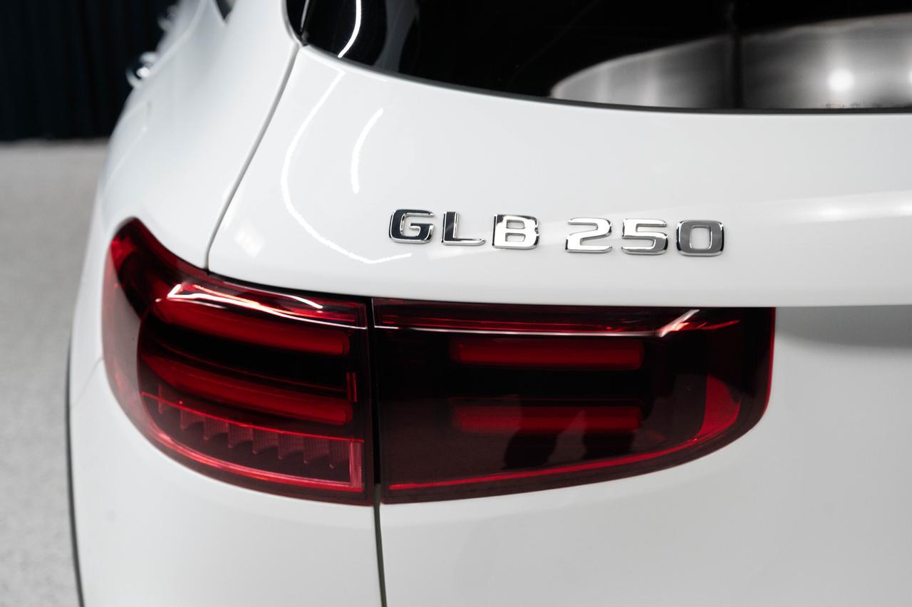 2026 Mercedes-Benz GLB 250 4MATIC&reg; SUV Scottsdale AZ
