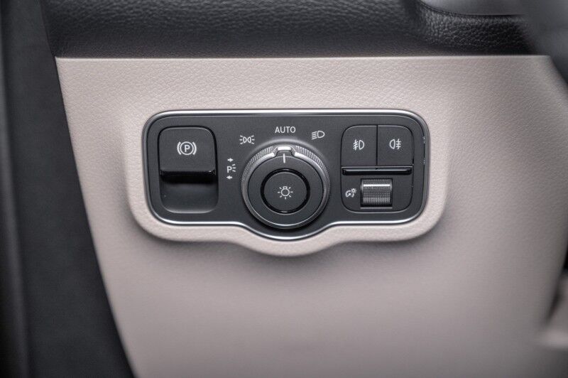 2026 Mercedes-Benz GLB 250 4MATIC&reg; SUV Irving TX