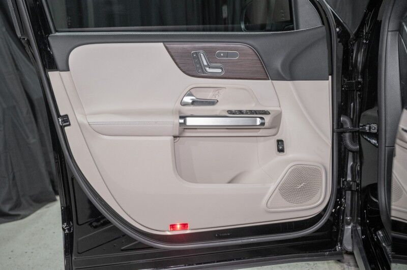 2026 Mercedes-Benz GLB 250 4MATIC&reg; SUV Irving TX
