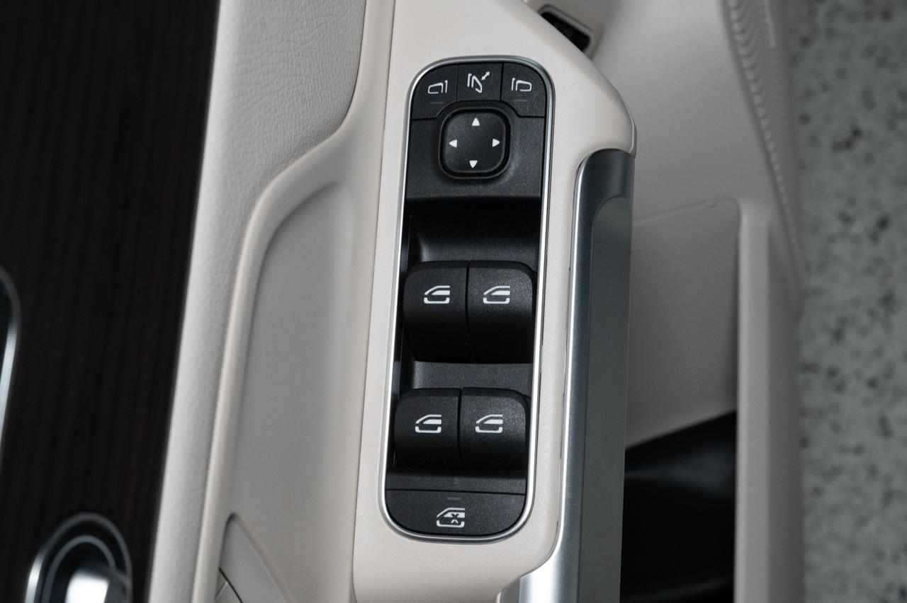 2026 Mercedes-Benz GLB 250 4MATIC&reg; SUV Scottsdale AZ